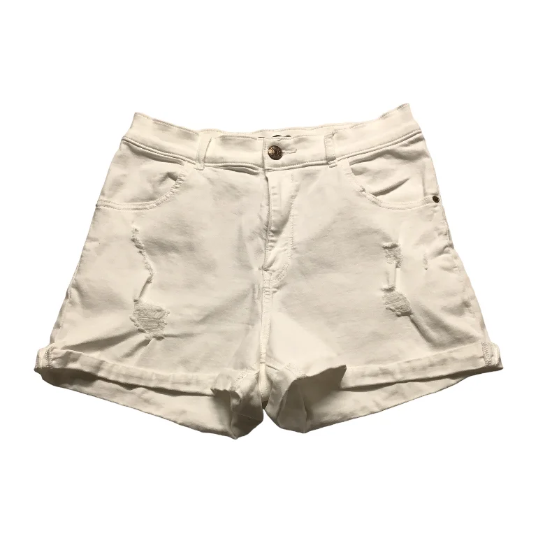 White Shorts Express, Size 10 Dapper Men's Bow