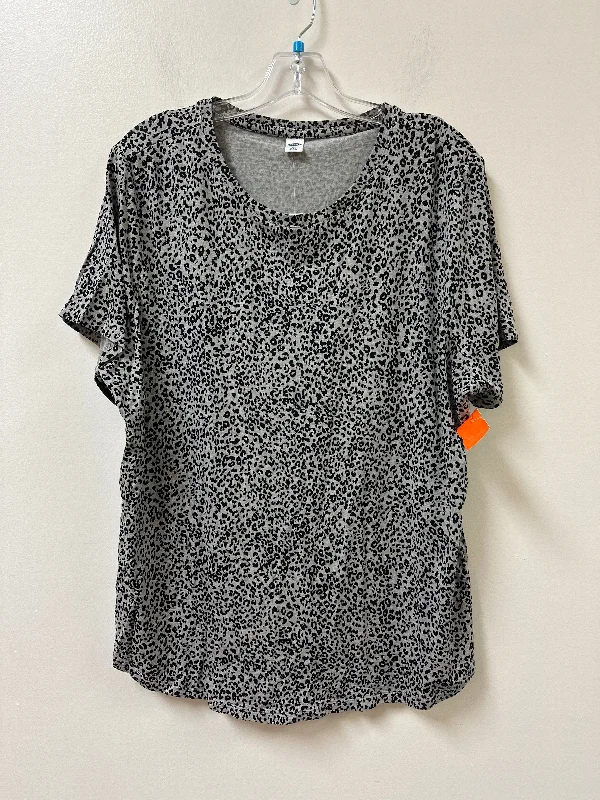 Top Short Sleeve By Old Navy In Animal Print, Size: 2x Sporty Men's Tennis