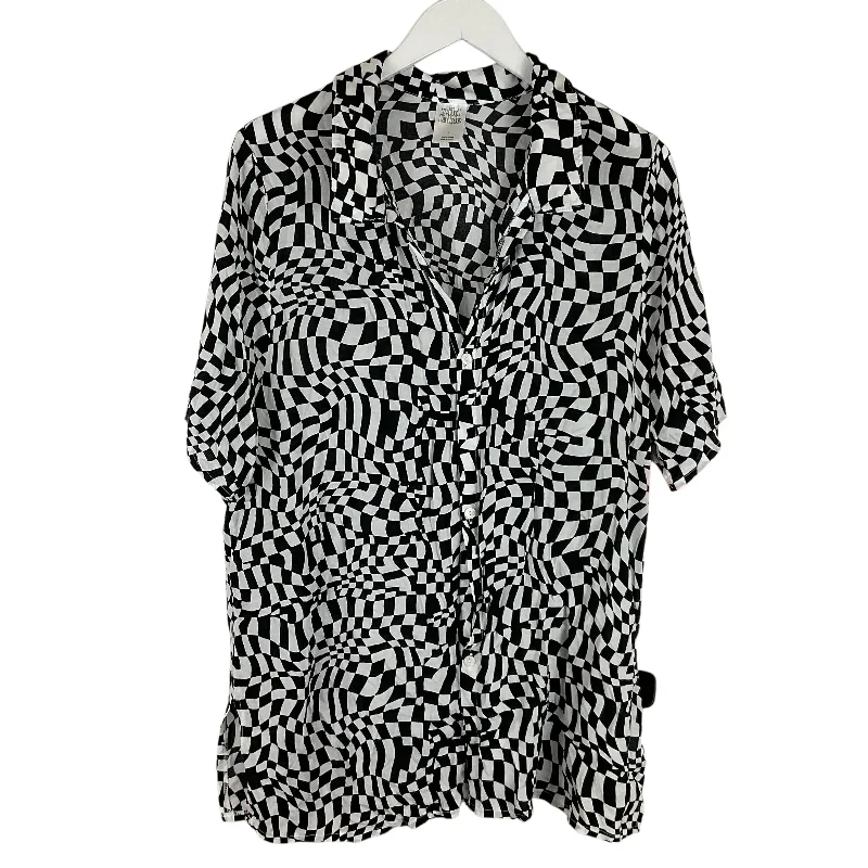 Top Short Sleeve By Wild Fable  Size: L Unique Men's Patch