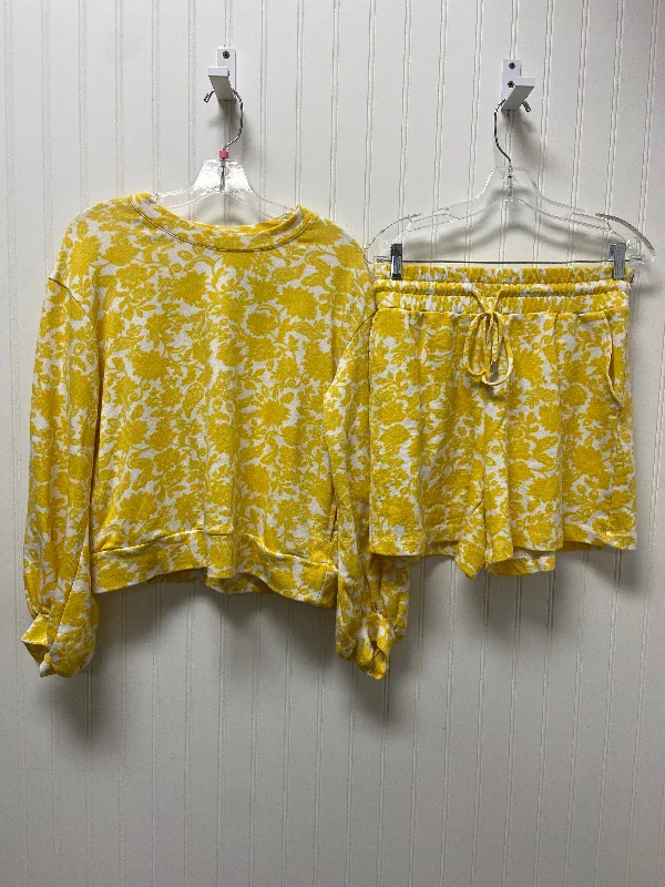 White & Yellow Shorts Set Who What Wear, Size S Business