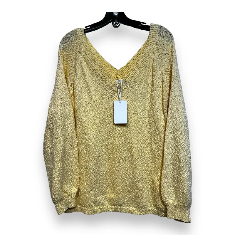 Sweater By Clothes Mentor In Yellow, Size: M Classic Men's Pin