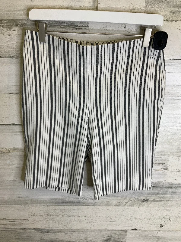 Black & White Shorts Chicos, Size 4 Refined Men's European