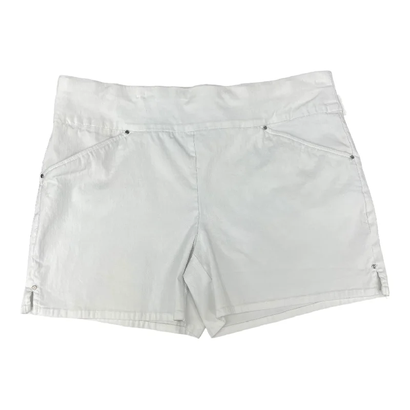 White Shorts Inc, Size 14 Monochromatic All